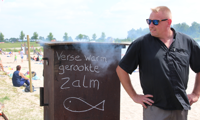 Smokey and the grillbandits zalm roken feest Emmeloord Noordoostpolder Maarten van Hoeve